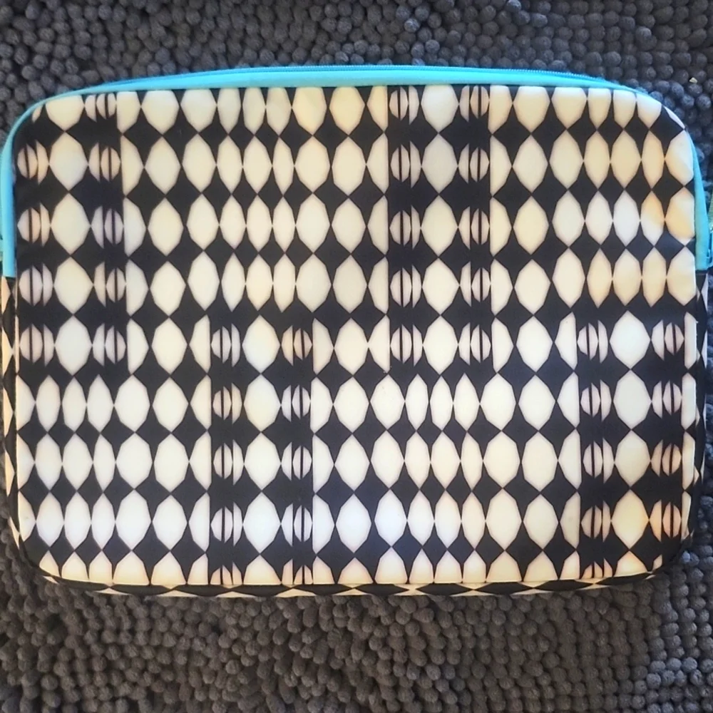 Geometric Black and White Padded Laptop Sleeve